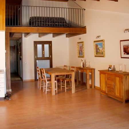 Apartamentos Angelus Plaza Mayor De Graus Esterno foto