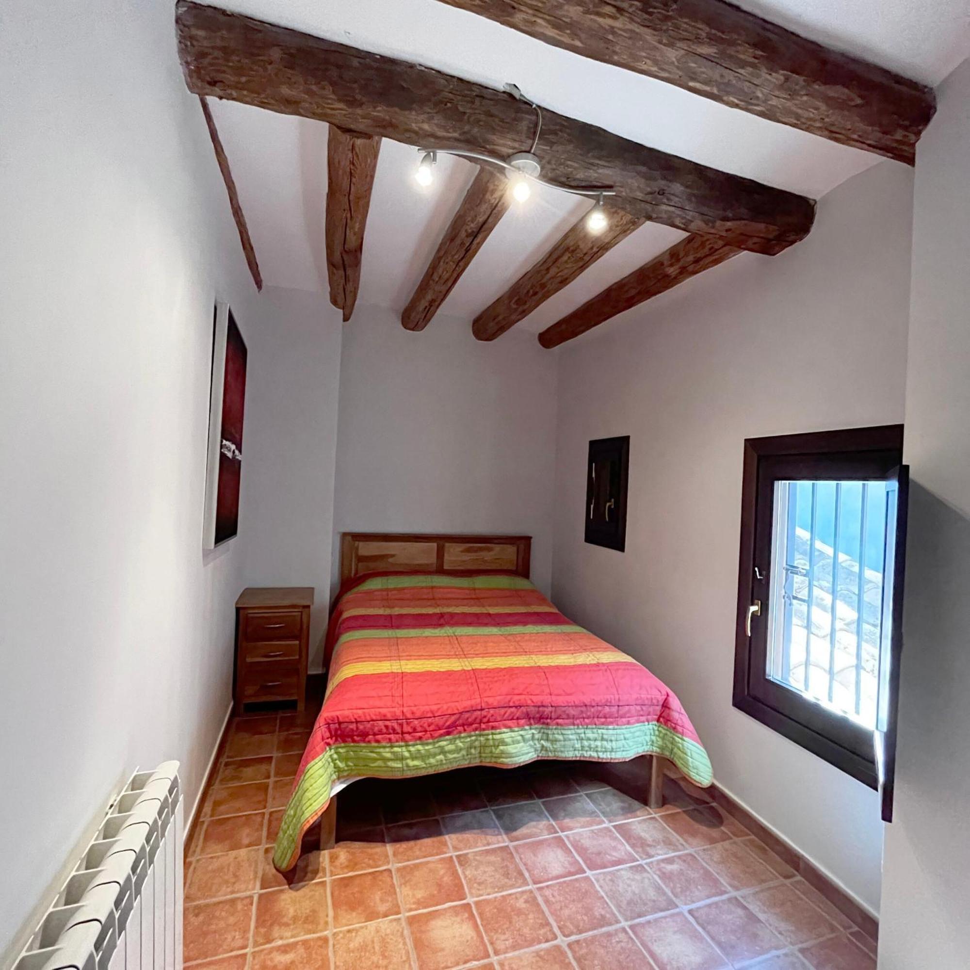 Apartamentos Angelus Plaza Mayor De Graus Esterno foto