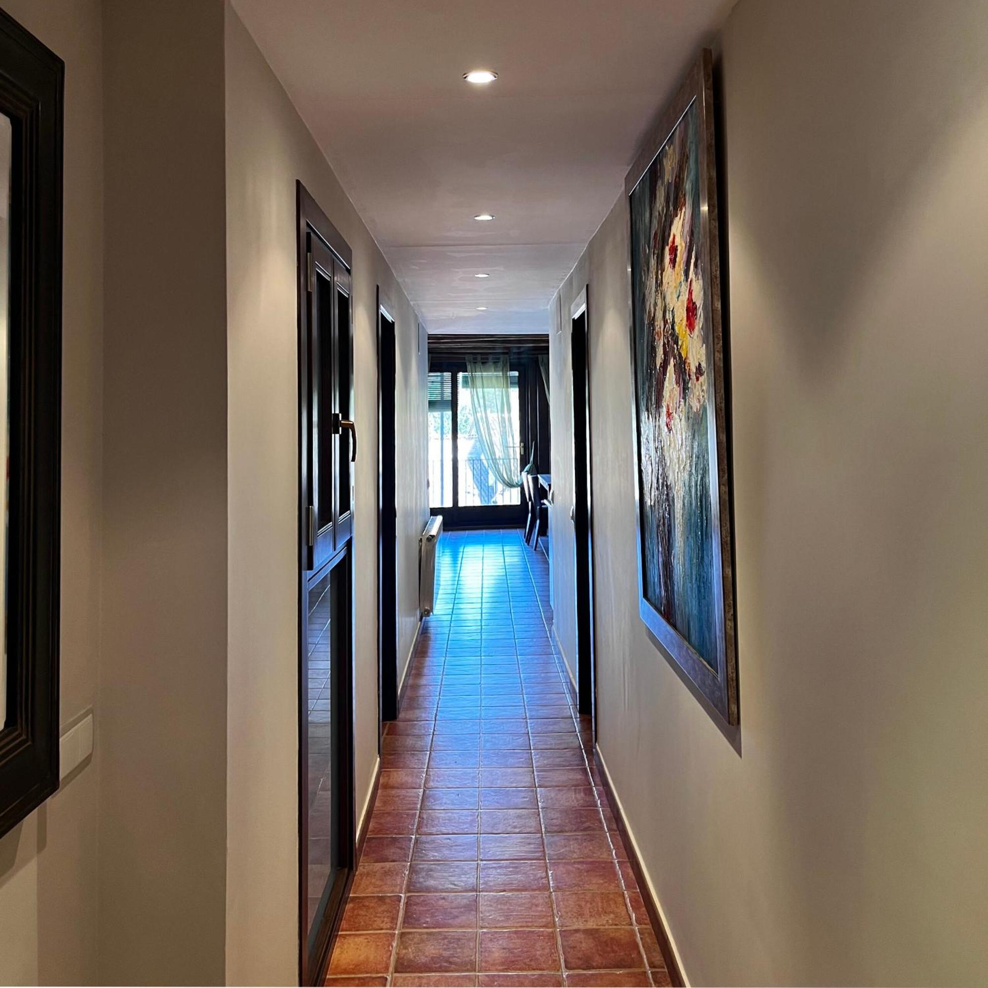 Apartamentos Angelus Plaza Mayor De Graus Esterno foto