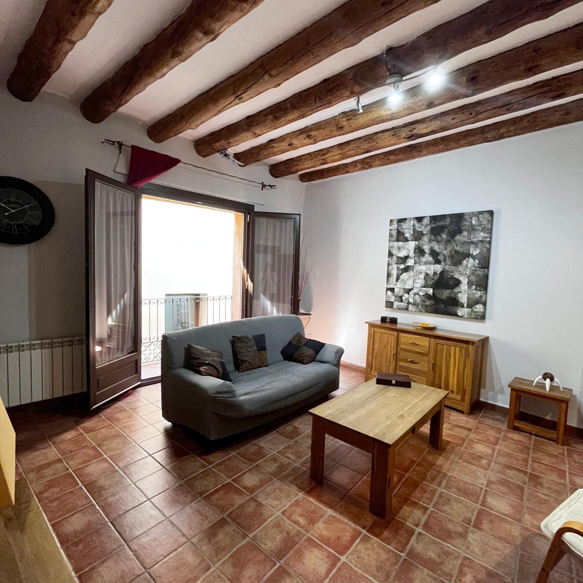 Apartamentos Angelus Plaza Mayor De Graus Esterno foto