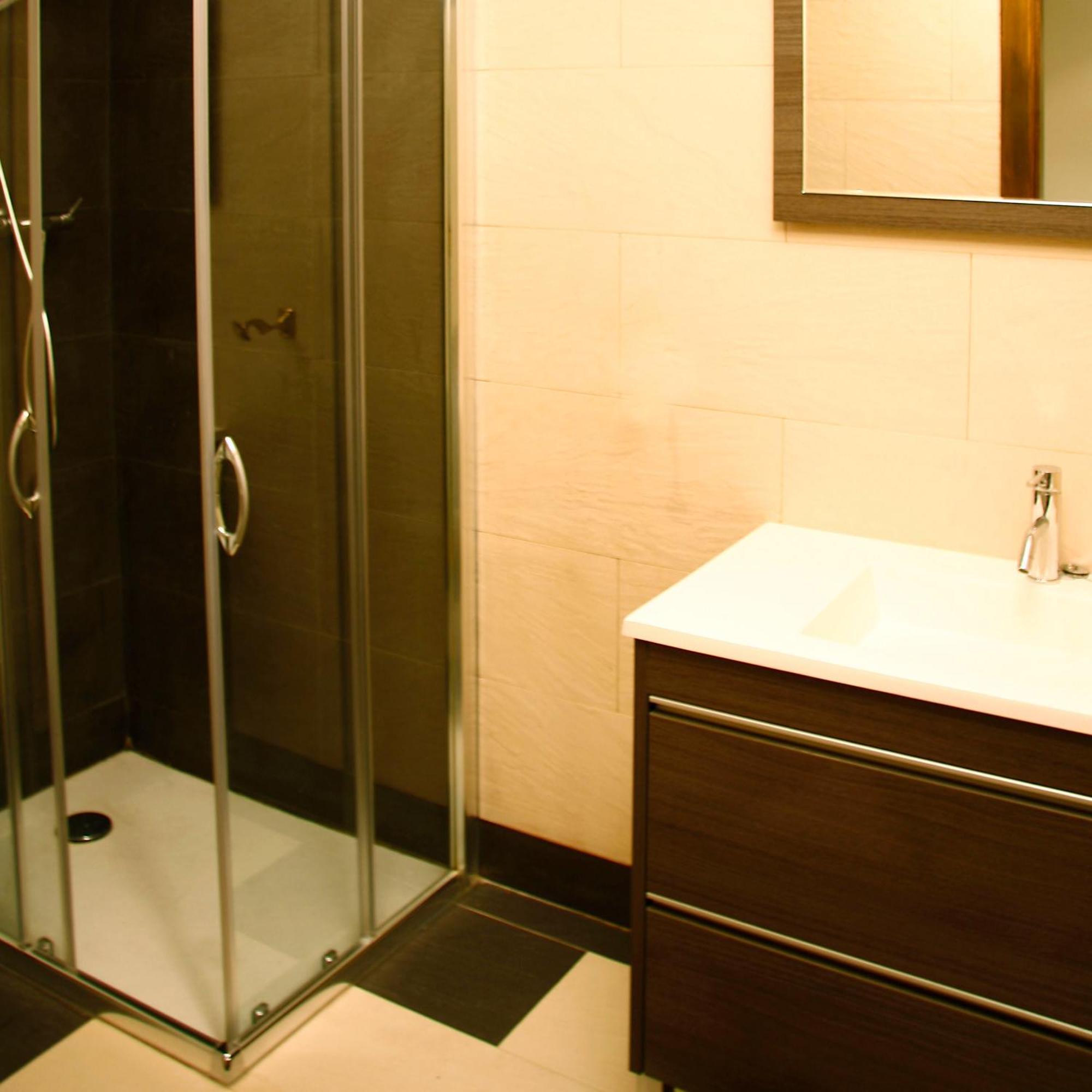Apartamentos Angelus Plaza Mayor De Graus Esterno foto